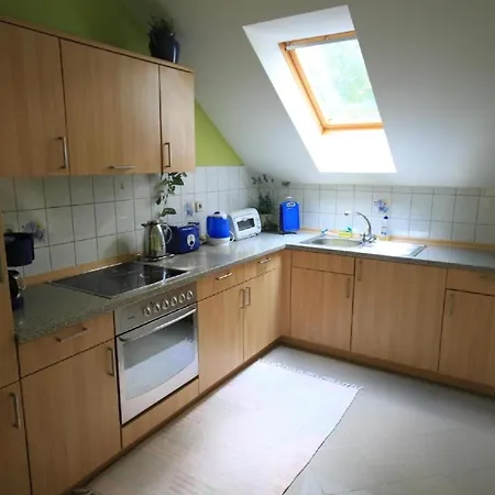 An Einer Schleuse Gelegene Mit Grundstueck Direkt Am Wasser Appartement *